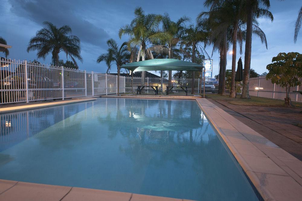 Colonial Terrace Motor Inn Raymond Terrace Εξωτερικό φωτογραφία