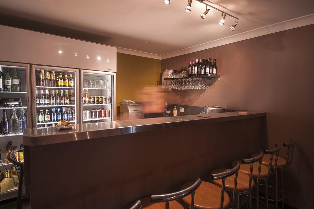 Colonial Terrace Motor Inn Raymond Terrace Εξωτερικό φωτογραφία