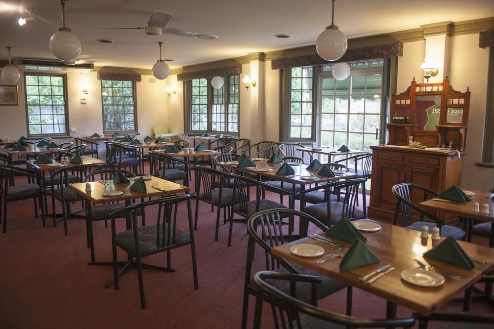 Colonial Terrace Motor Inn Raymond Terrace Εξωτερικό φωτογραφία