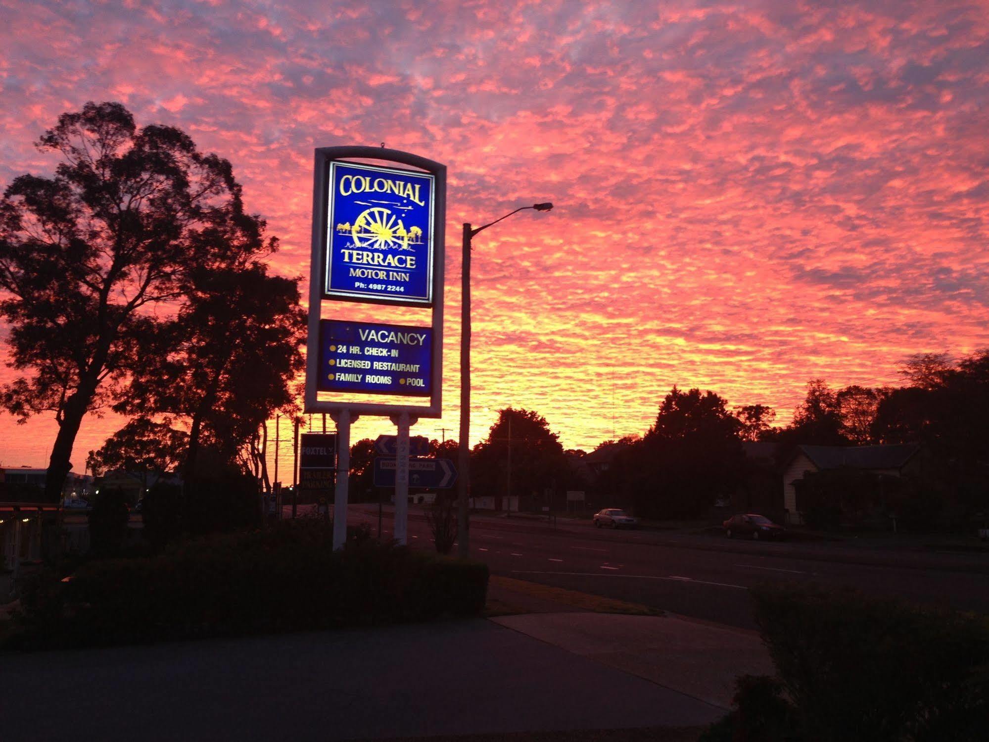 Colonial Terrace Motor Inn Raymond Terrace Εξωτερικό φωτογραφία